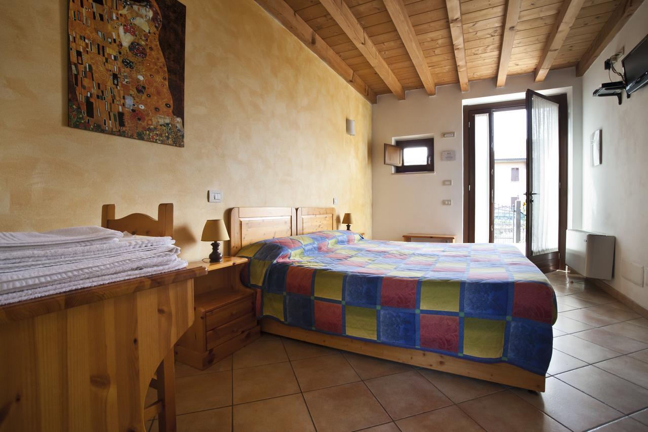 Agriturismo Le Sigalette Salionze المظهر الخارجي الصورة