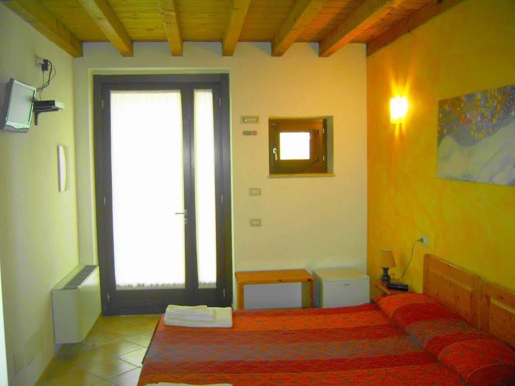 Agriturismo Le Sigalette Salionze المظهر الخارجي الصورة